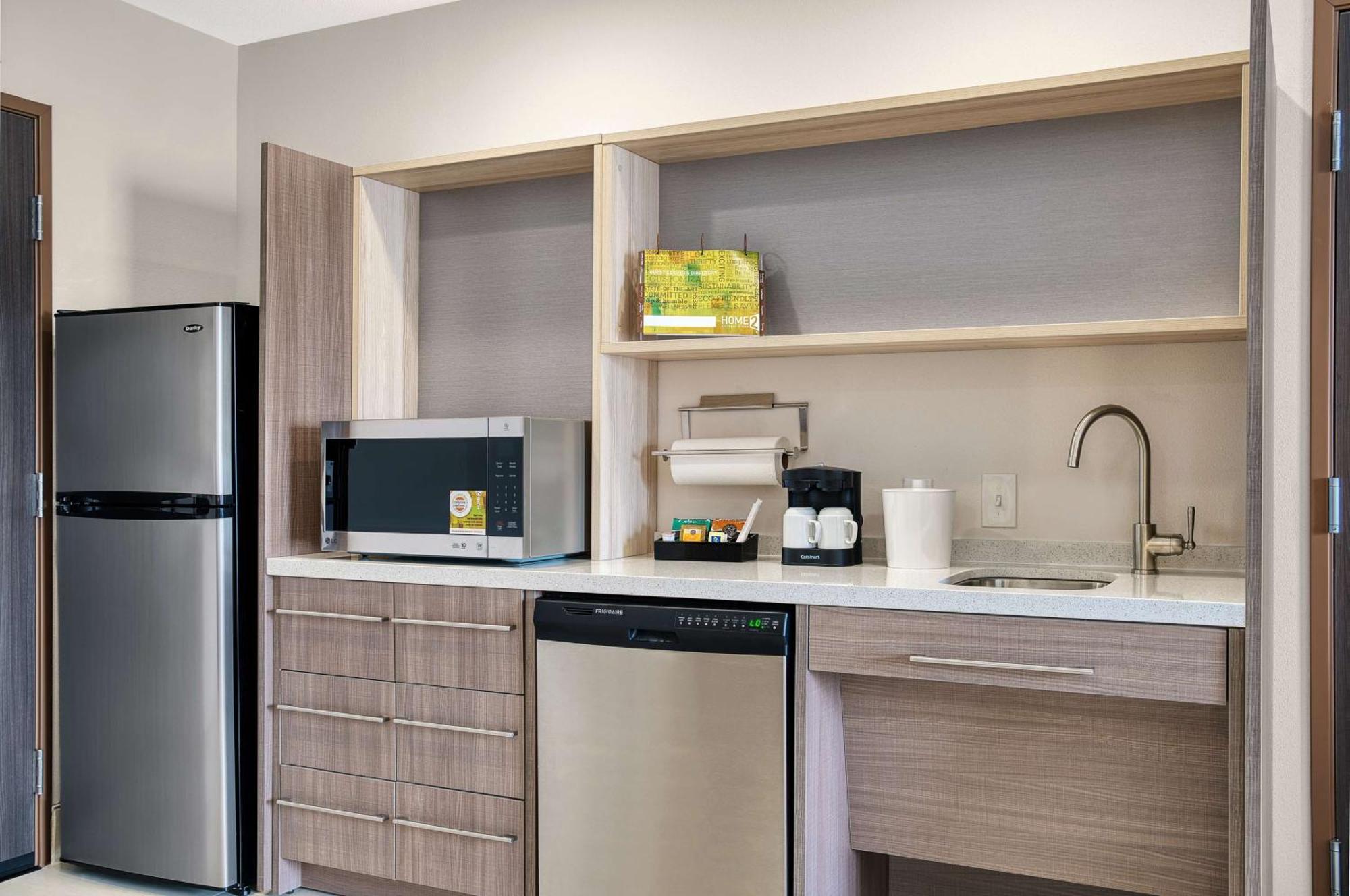 Home2 Suites By Hilton Batesville Extérieur photo