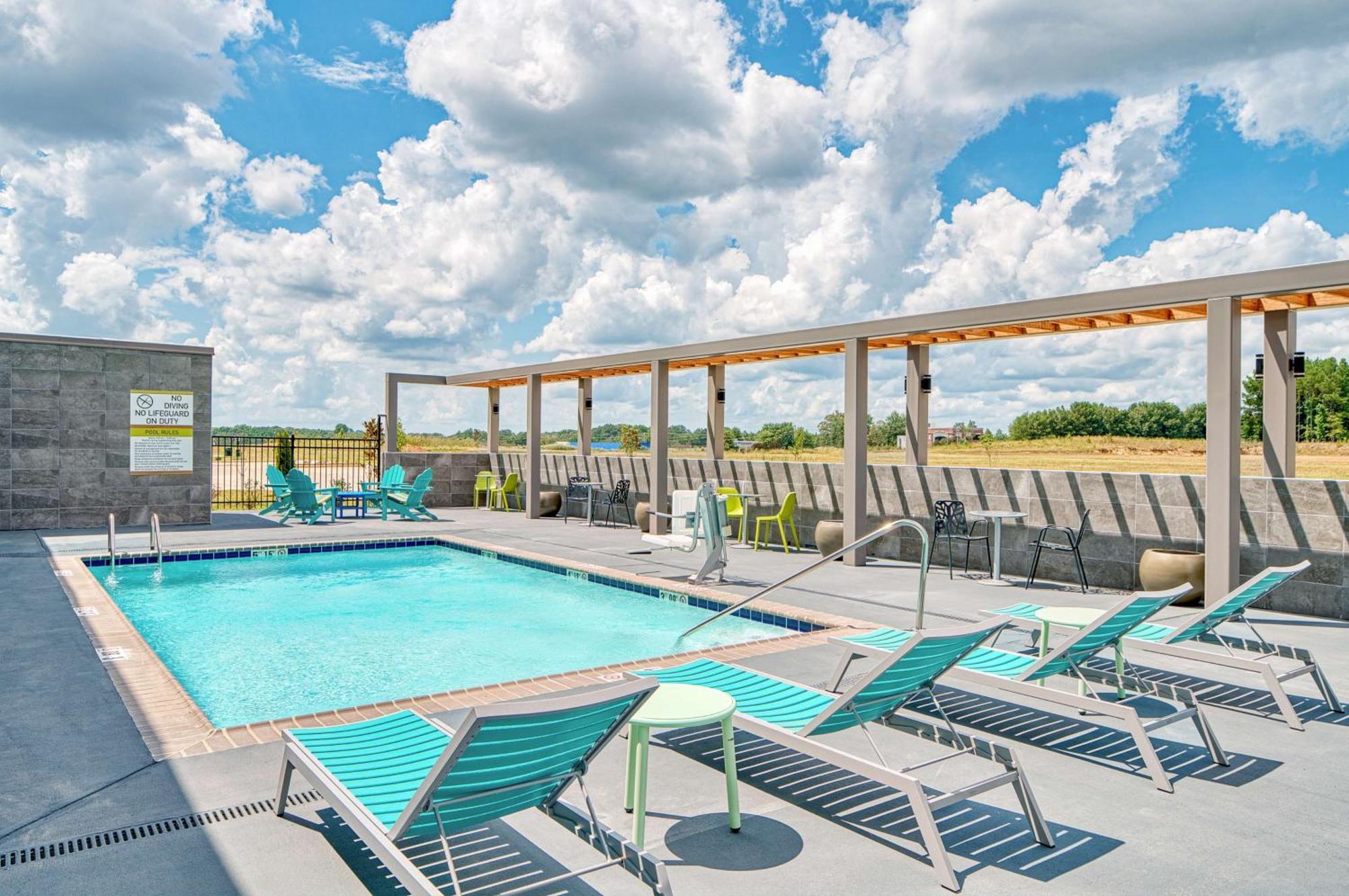 Home2 Suites By Hilton Batesville Extérieur photo